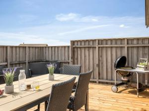 Holiday Home Dina - 200m to the fjord by Interhome