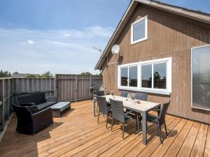 Holiday Home Dina - 200m to the fjord by Interhome