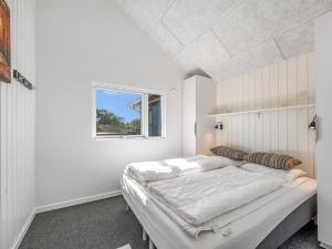 Holiday Home Swante - from the sea by Interhome