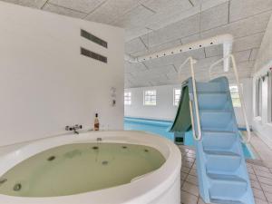 Holiday Home Matrona - 750m from the sea by Interhome