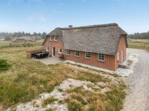 Holiday Home Matrona - 750m from the sea by Interhome