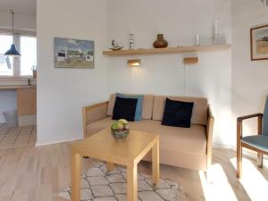 Holiday Home Ena - 75m from the sea by Interhome
