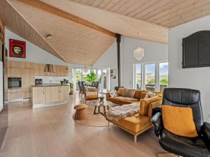 Holiday Home Sibyll - from the sea by Interhome