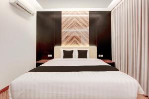 Townhouse OAK Near The Park Mall Semarang Formerly Semarang Boutique Hotel