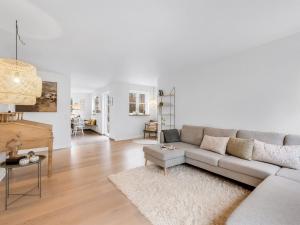 Holiday Home Mandana - 10km to the fjord by Interhome