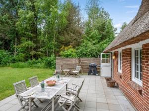 Holiday Home Alkil - 1-7km from the sea by Interhome