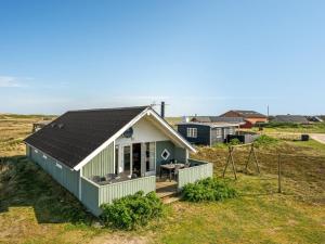 Holiday Home Sofie - 150m from the sea by Interhome