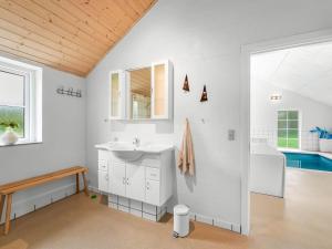 Holiday Home Benthe - from the sea by Interhome