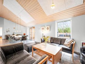 Holiday Home Benthe - from the sea by Interhome