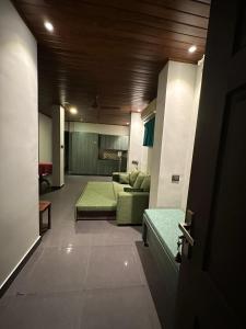Pearl Spot