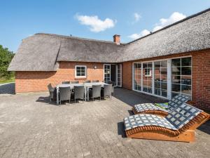 Holiday Home Aane - 1-8km from the sea by Interhome