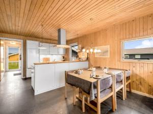 Holiday Home Odmar - 300m from the sea by Interhome