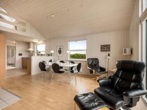 Holiday Home Erland - 500m from the sea by Interhome