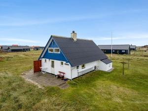 Holiday Home Eringisl - 50m from the sea by Interhome