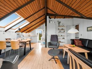 Holiday Home Olesia - 250m from the sea by Interhome