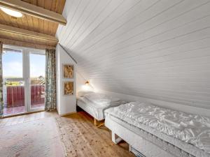 Holiday Home Iines - 200m from the sea by Interhome