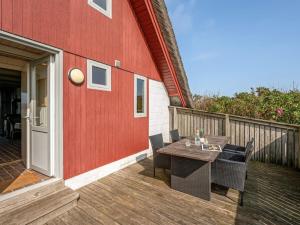 Holiday Home Iines - 200m from the sea by Interhome