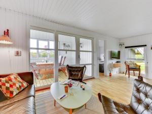 Holiday Home Thamara - 350m from the sea by Interhome