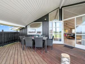 Holiday Home Eemil - 700m from the sea by Interhome