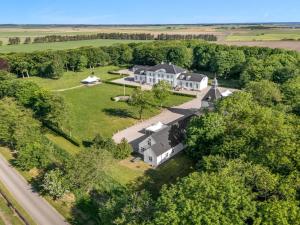 Apartment Edine - 4-5km from the sea by Interhome