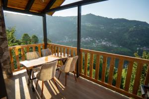 Nayoni Suit Bungalov