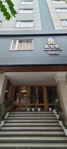 Eve Hotel