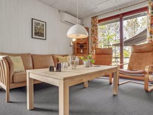 Holiday Home Chumani - 900m from the sea by Interhome