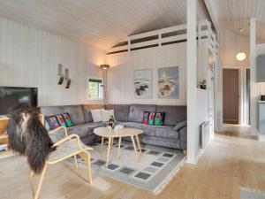 Holiday Home Alethe - 1km from the sea by Interhome