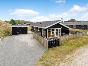 Holiday Home Melanie - 950m from the sea by Interhome