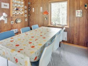 Holiday Home Eine - 800m from the sea by Interhome