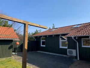 Holiday Home Heggi - 900m from the sea by Interhome