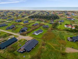 Holiday Home Markku - 400m from the sea by Interhome
