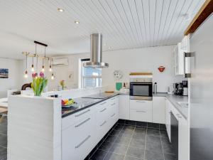 Holiday Home Örjan - 400m from the sea by Interhome