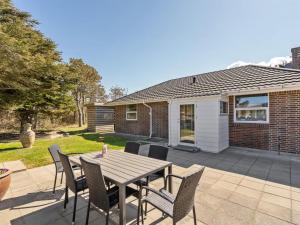 Holiday Home Örjan - 400m from the sea by Interhome