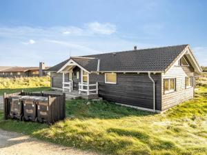 Holiday Home Horsten - 350m from the sea by Interhome