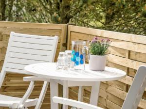 Holiday Home Hughlek - 900m from the sea by Interhome