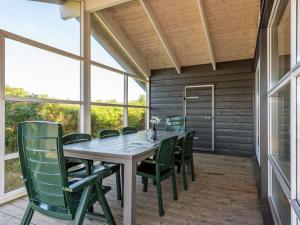 Holiday Home Rink - 150m from the sea by Interhome