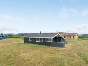 Holiday Home Svea - 400m from the sea by Interhome