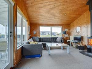 Holiday Home Svea - 400m from the sea by Interhome