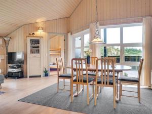 Holiday Home Ivar - 900m from the sea by Interhome