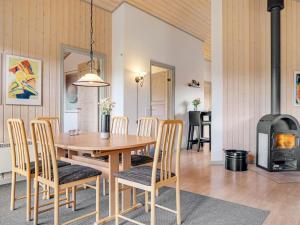 Holiday Home Ivar - 900m from the sea by Interhome