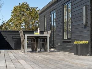 Holiday Home Helli - 650m from the sea by Interhome