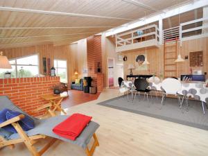 Holiday Home Dode - 225m from the sea by Interhome