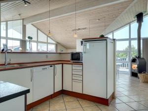 Holiday Home Riste - 450m from the sea by Interhome