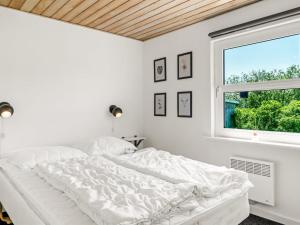 Holiday Home Lica - 600m from the sea by Interhome