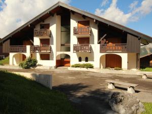 Appartement 2 pièces 5 pers, pied des pistes, garage privé, proche village et commerces - FR-1-572-57