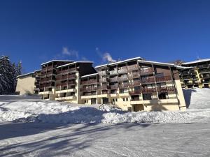 Studio cabine rénové près ski bus, 4 couchages - FR-1-572-301