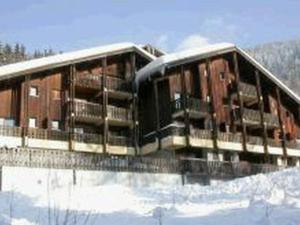 Appartement cosy 5 pers., pied des pistes, balcon est, proche commerces, parking & services - FR-1-572-94