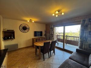 Appartement cosy 6 personnes avec garage, terrasse et wifi au cœur du village, proche pistes et commerces - FR-1-572-251