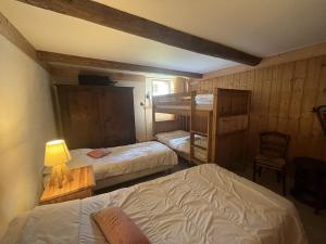 Charmant appartement rénové pour 7 personnes, proche centre et pistes, avec wifi et parking - FR-1-572-287